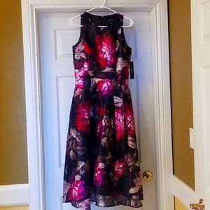 NWT Tahari Pink Red Bouquet Dress size 4